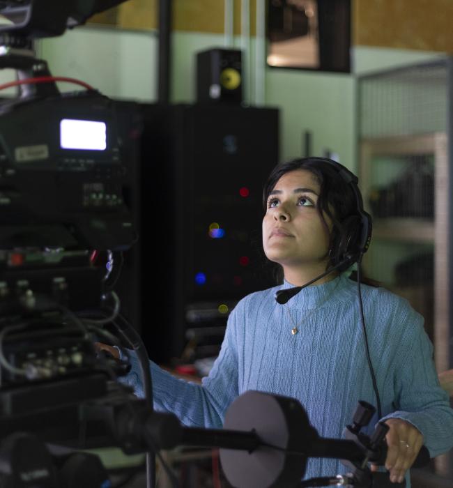 broadcast_ribboncutting_002